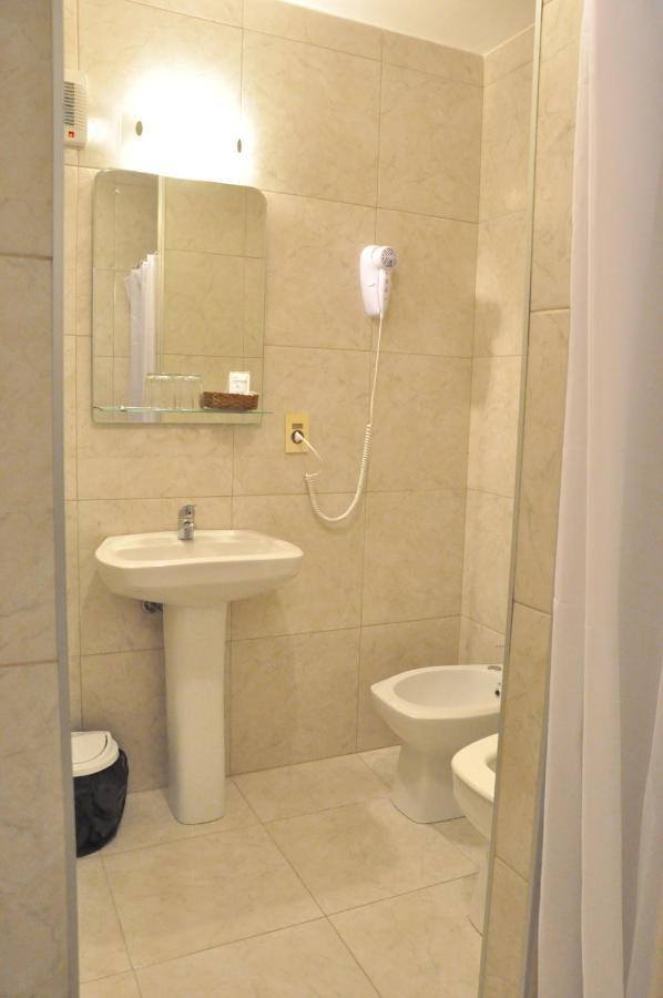 ארטיגס Hotel Del Norte מראה חיצוני תמונה